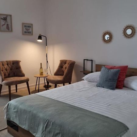 Titan Park Vista Studio Букурещ Екстериор снимка