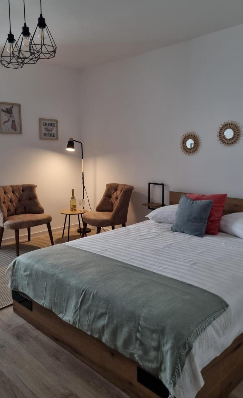 Titan Park Vista Studio Букурещ Екстериор снимка