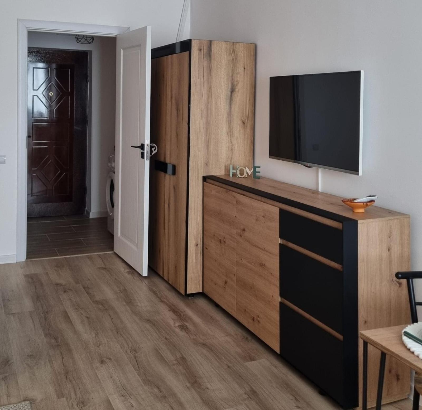 Titan Park Vista Studio Букурещ Екстериор снимка